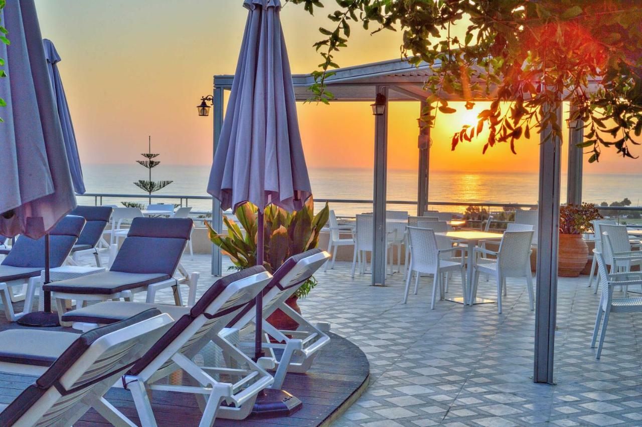 Aparthotel Aphea Village 3*